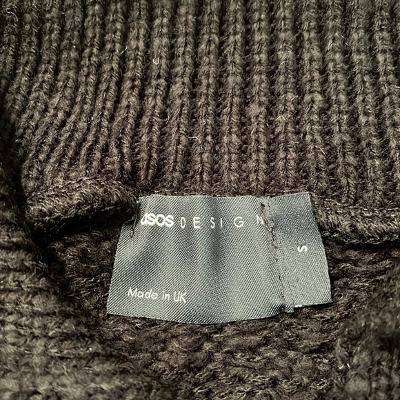 ASOS DESIGN Knit Oversized Sweater in Black/White stripe/NWT/S - Picture 5 of 12